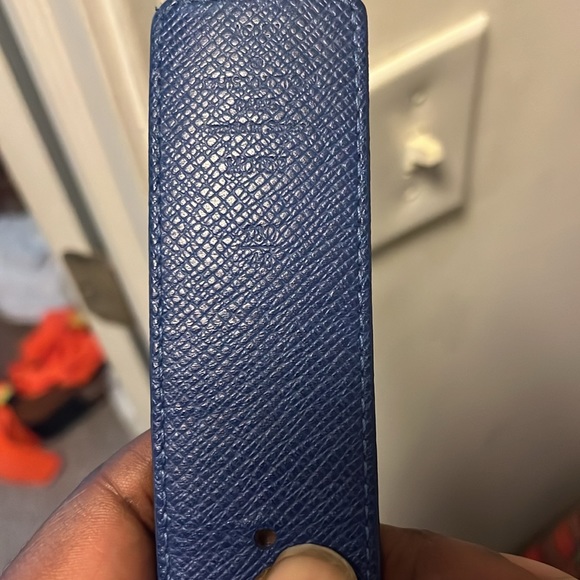 Louis Vuitton belt size 40 reversible - Picture 3 of 3